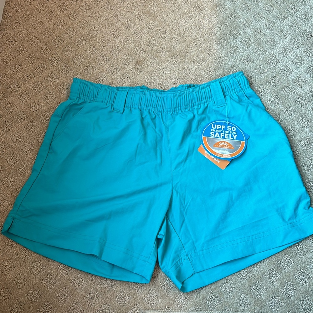 NWT Columbia PFG River Shorts